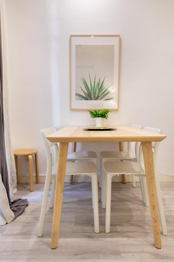Pere Serafi 2 Bedroom Apartment Barcellona Esterno foto