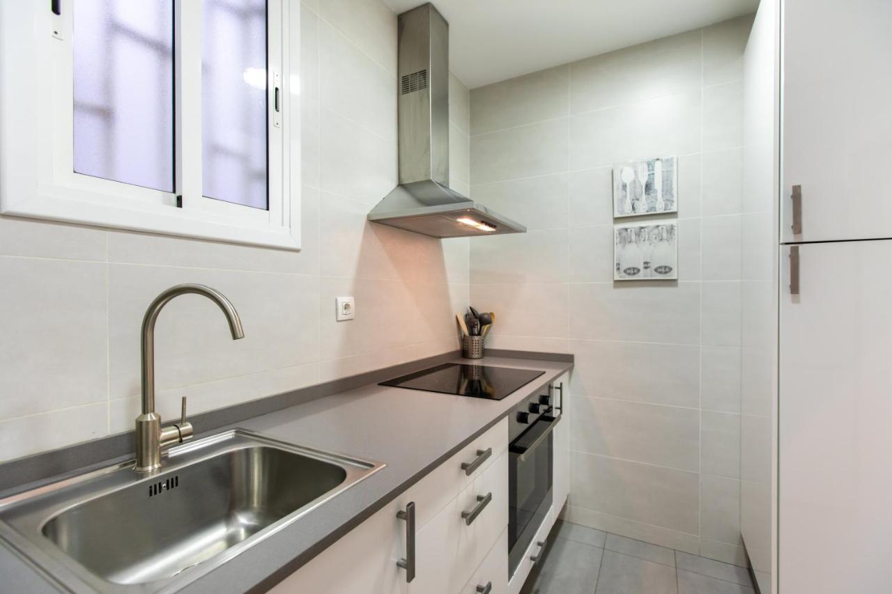 Pere Serafi 2 Bedroom Apartment Barcellona Esterno foto