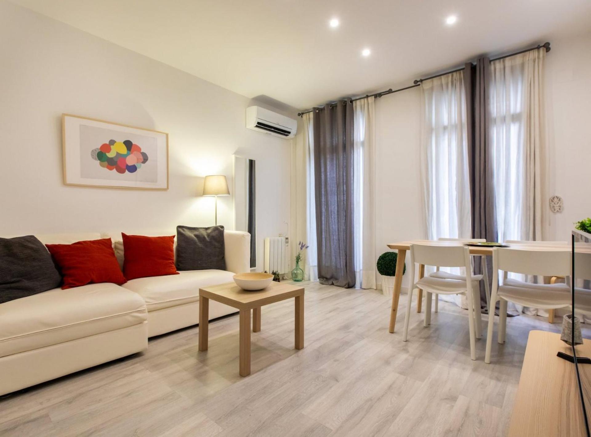 Pere Serafi 2 Bedroom Apartment Barcellona Esterno foto